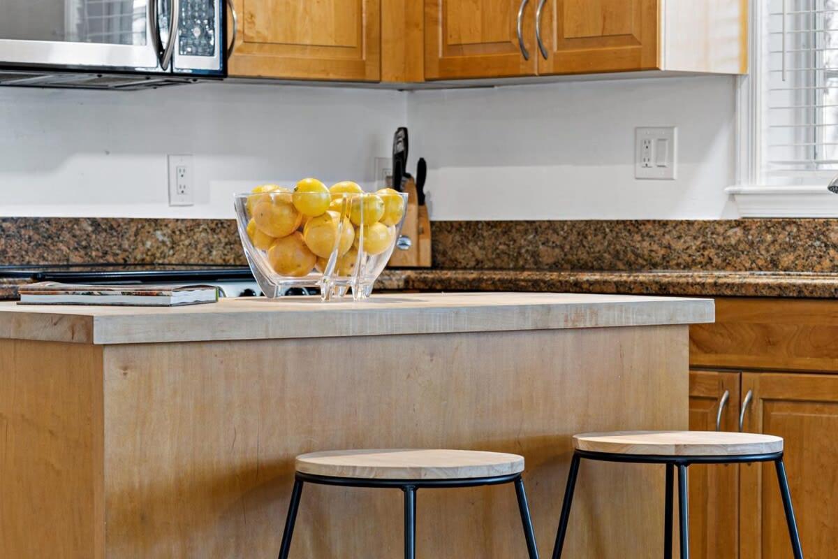 Apartment Spacious In Olas Blvd